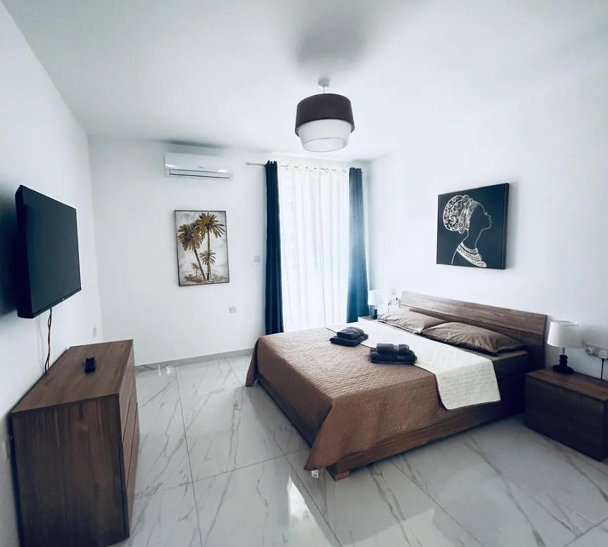 Bright And Spacious 3-Bedroom Apartment Sliema - Tigne Point