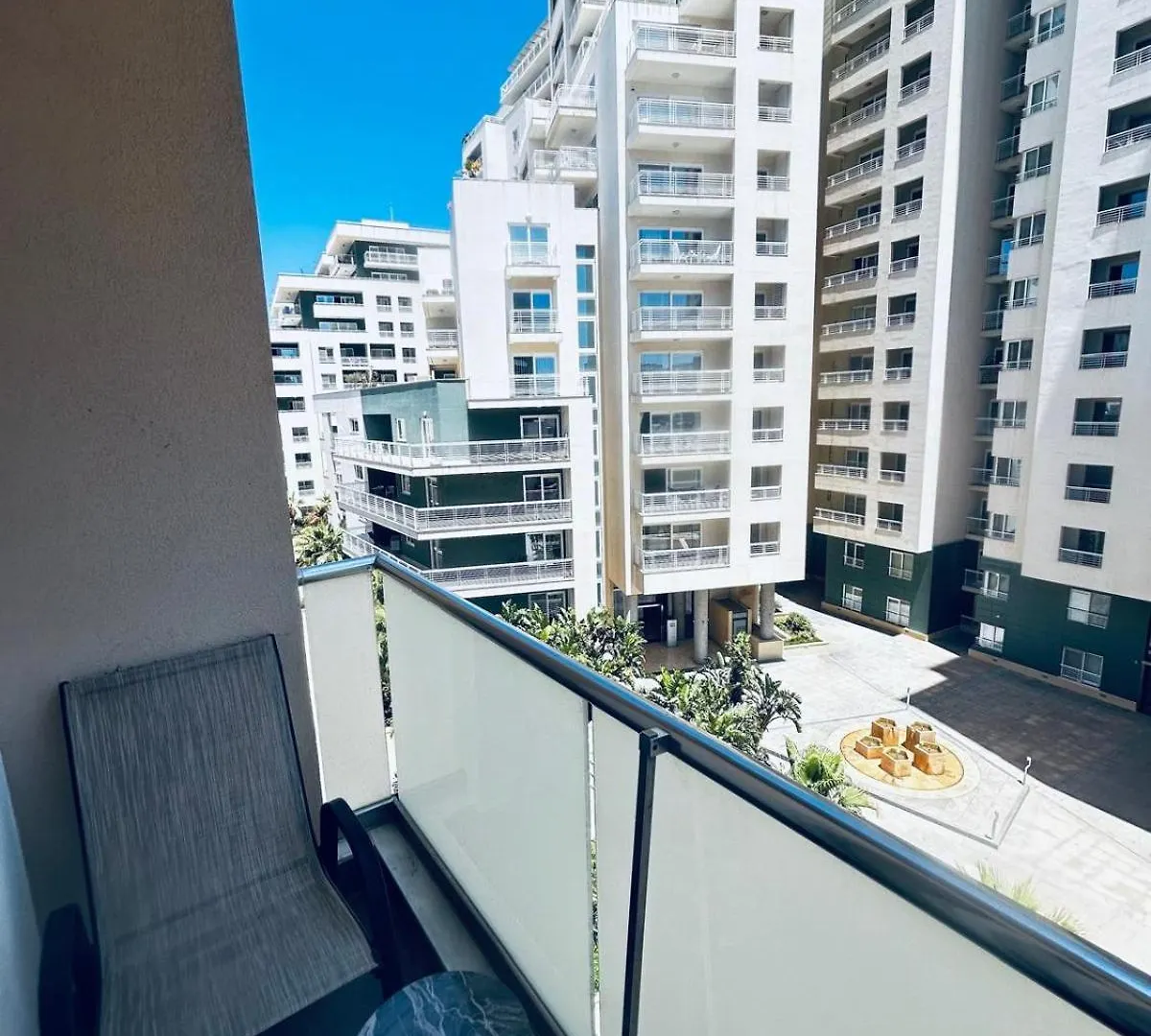 Bright And Spacious 3-Bedroom Apartment Sliema - Tigne Point 0*,  Malta