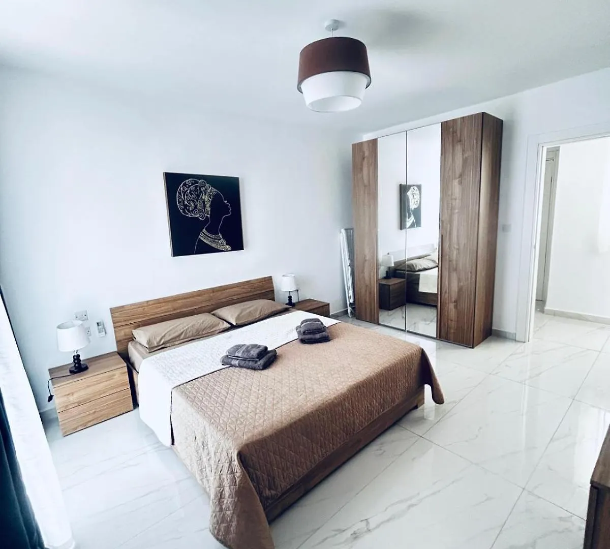 Bright And Spacious 3-Bedroom Apartment Sliema - Tigne Point