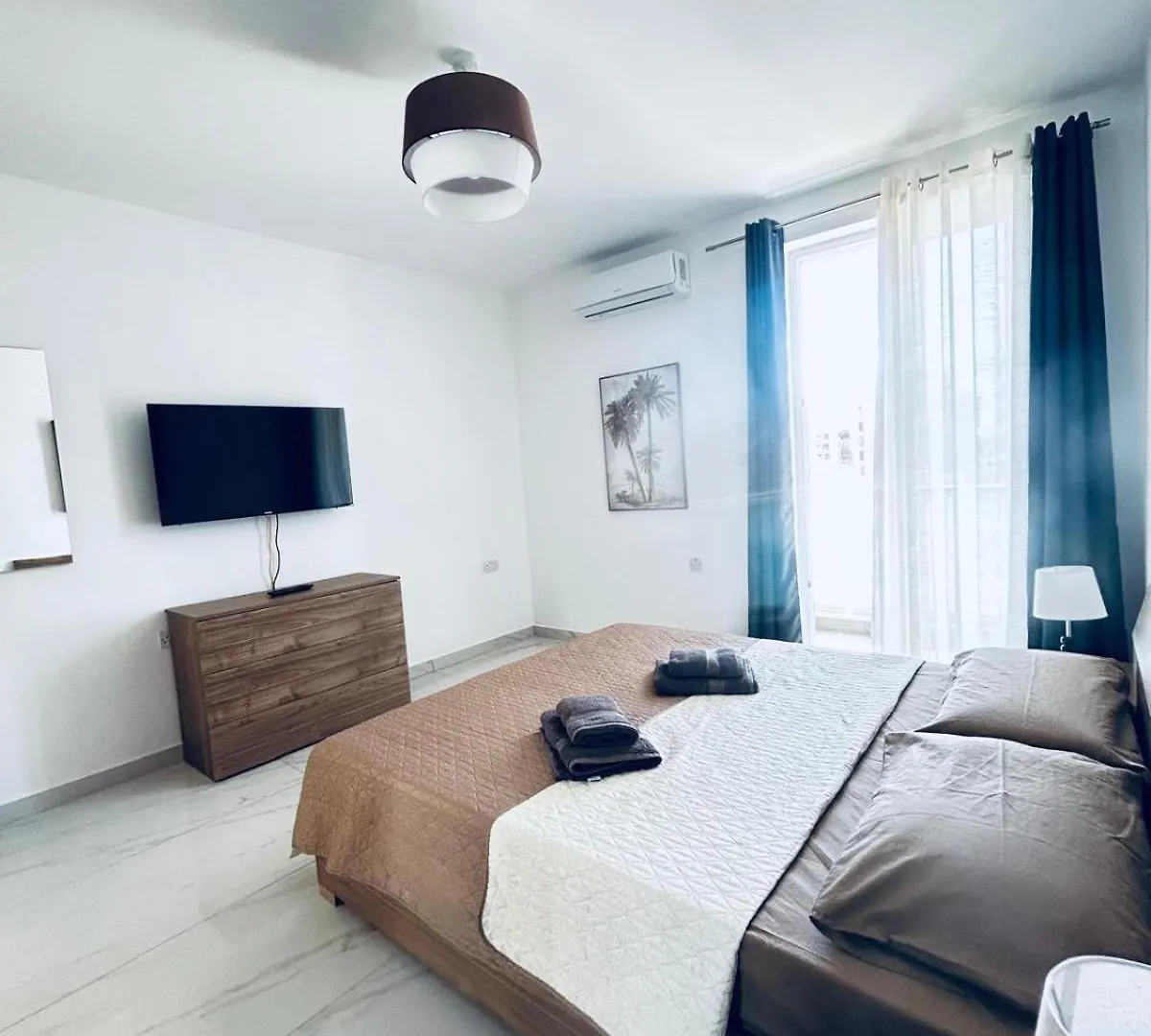 Bright And Spacious 3-Bedroom Apartment Sliema - Tigne Point