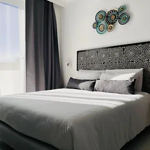 Apartment By Promenade And, Sliema